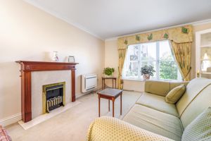 Living Room- click for photo gallery